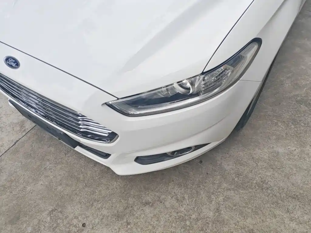 Ford Mondeo — миниатюра 24