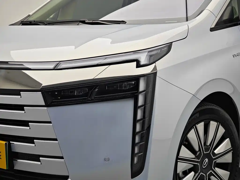 GAC TRUMPCHI E8 NEW ENERGY