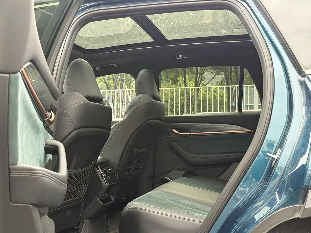 Geely Xingyue L — миниатюра 9