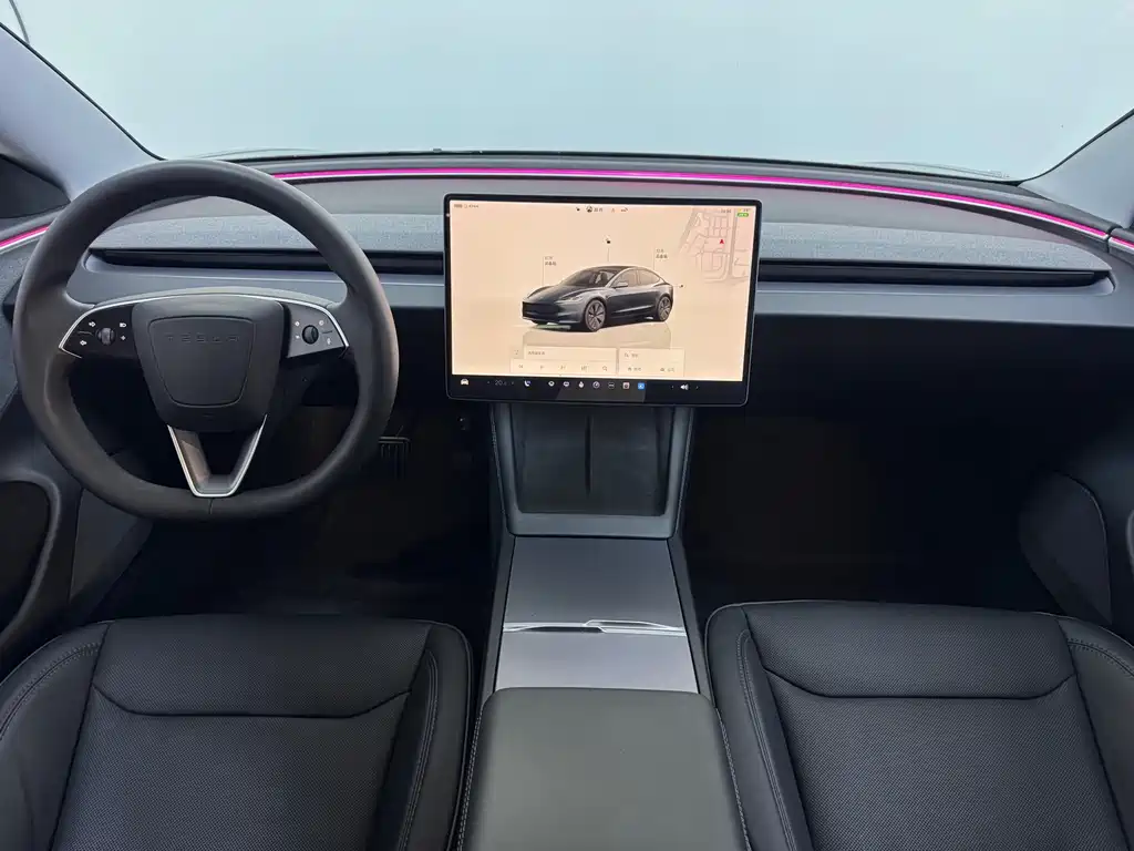 Tesla Model 3 — миниатюра 12