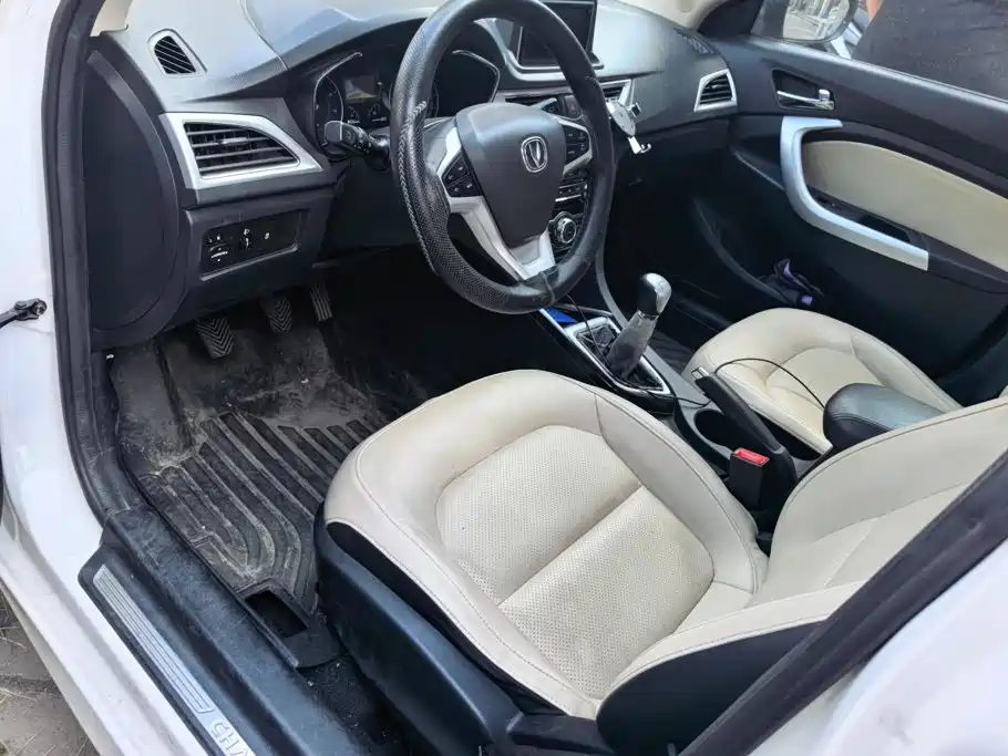 Changan V7 — миниатюра 9