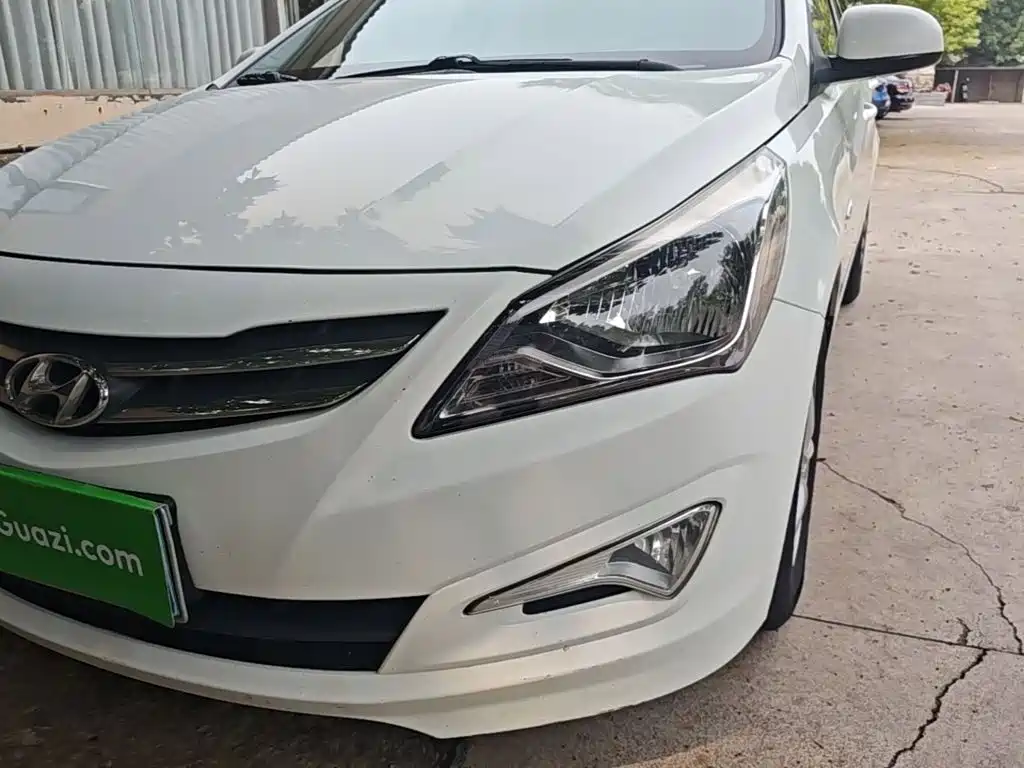 Hyundai Verna — миниатюра 24