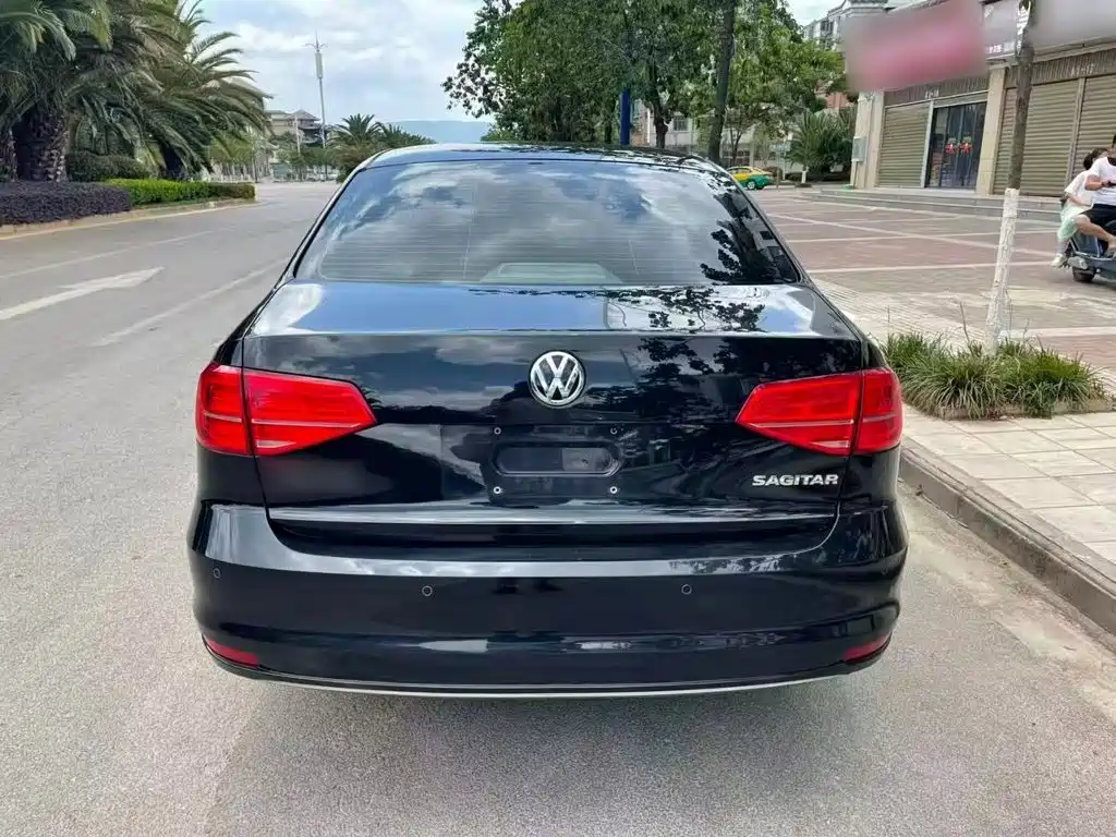 Volkswagen Sagitar — миниатюра 16