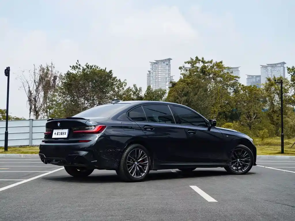 BMW 3 Series — миниатюра 6