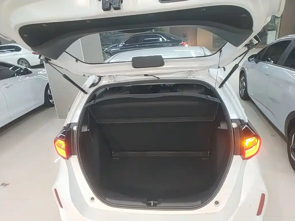 Honda Fit — миниатюра 19