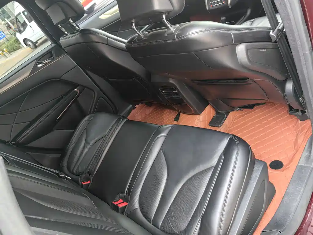 Lincoln MKC 2.0T 2WD Premium Edition, фото 13
