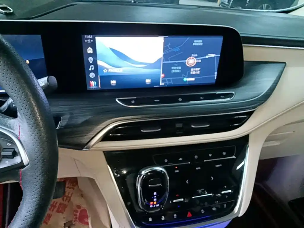 Buick GL8 — миниатюра 13