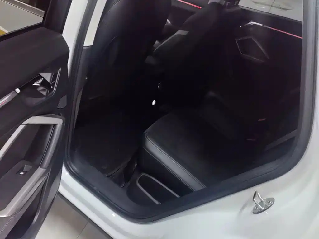 Audi Q3 — миниатюра 17