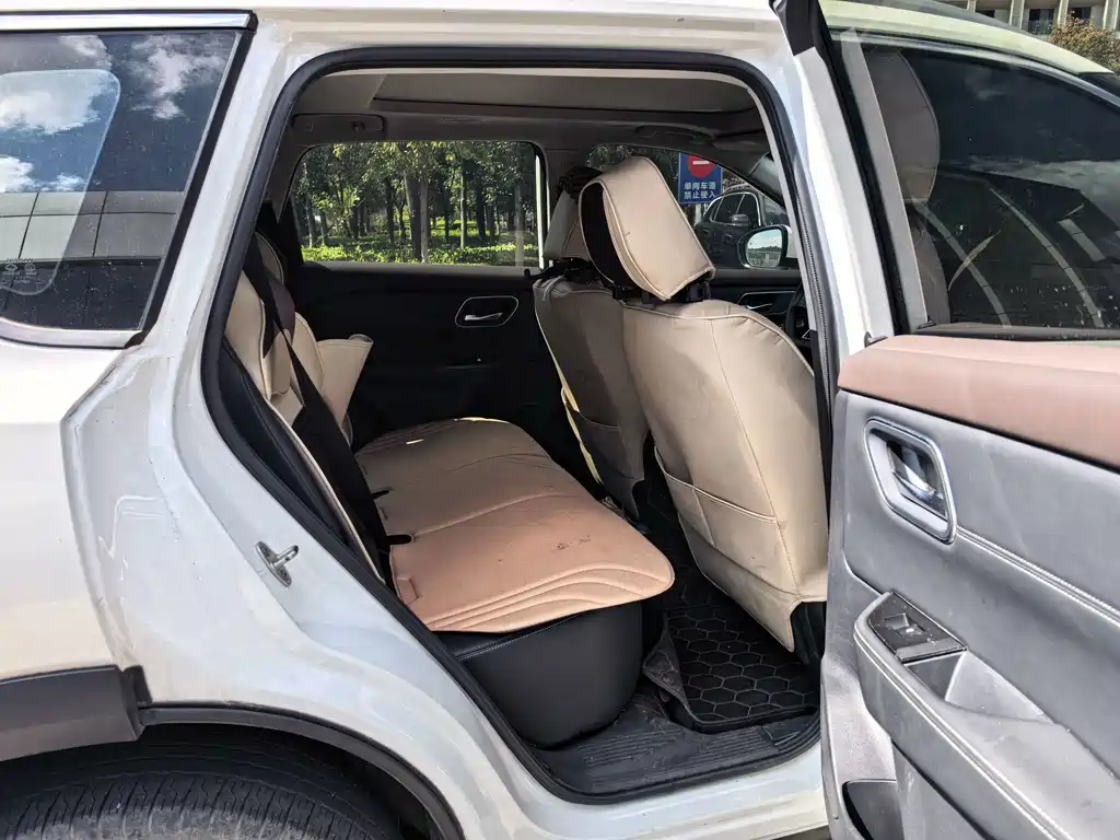 Nissan X-Trail — миниатюра 20
