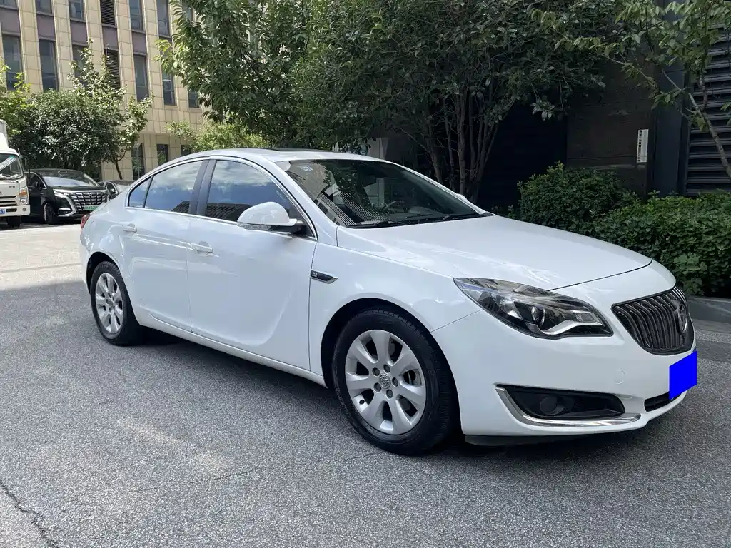 Buick Regal — миниатюра 8