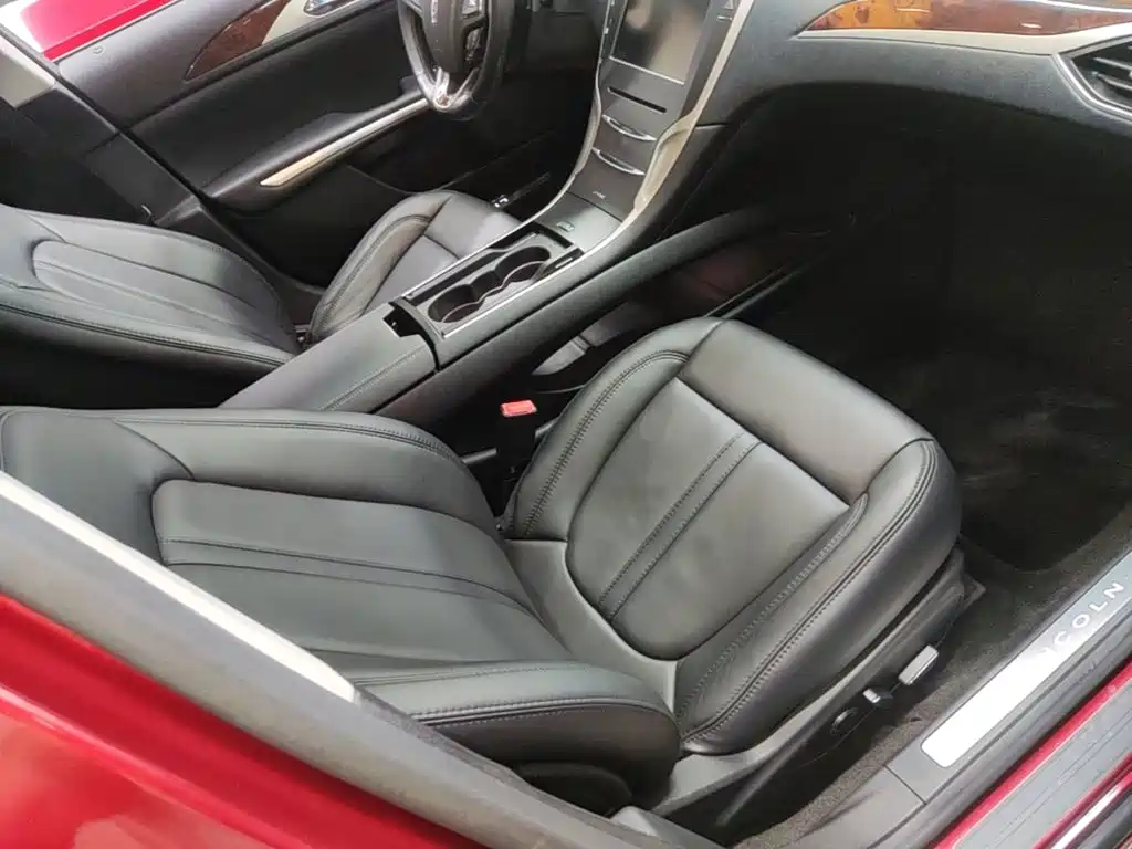 Lincoln MKZ — миниатюра 25