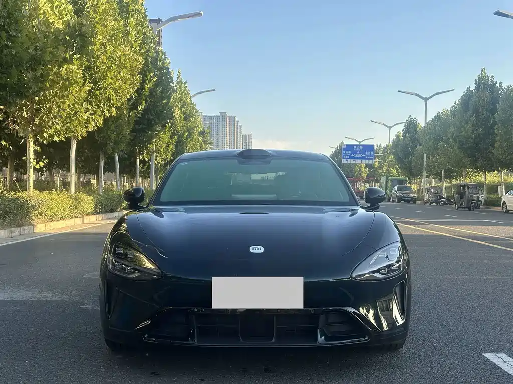 Xiaomi SU7 — миниатюра 2