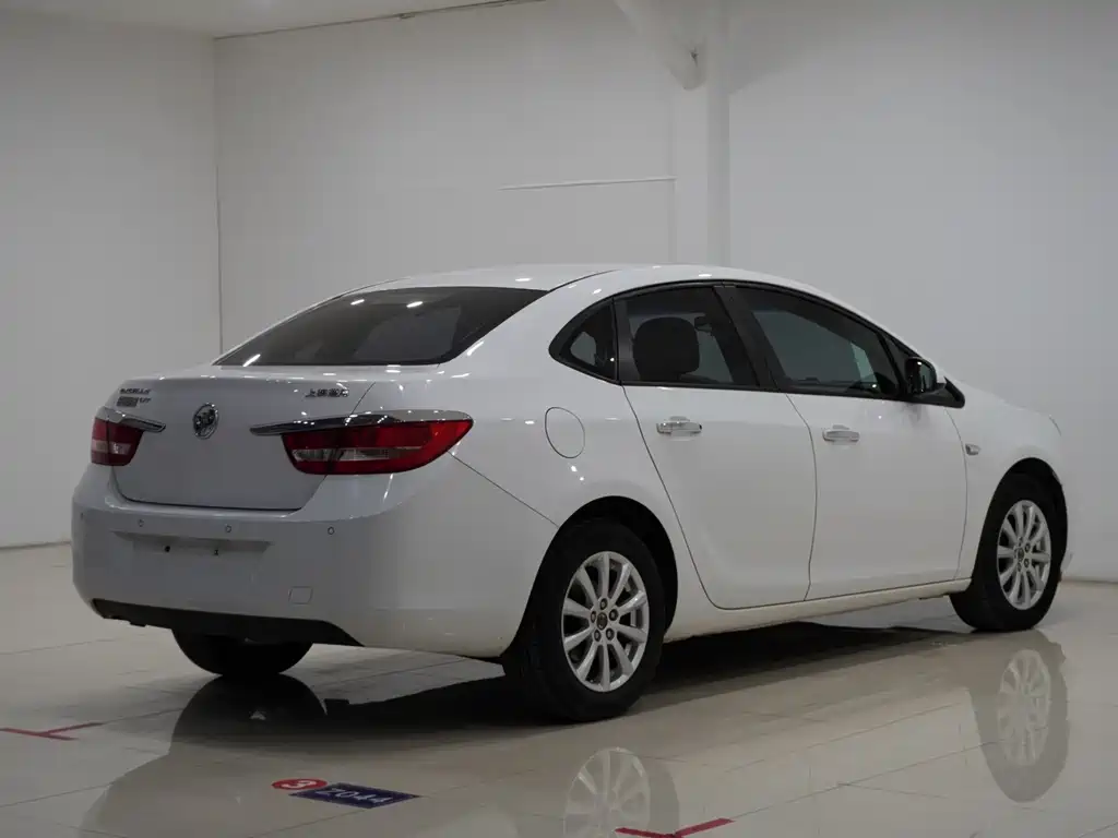 Buick Excelle — миниатюра 4