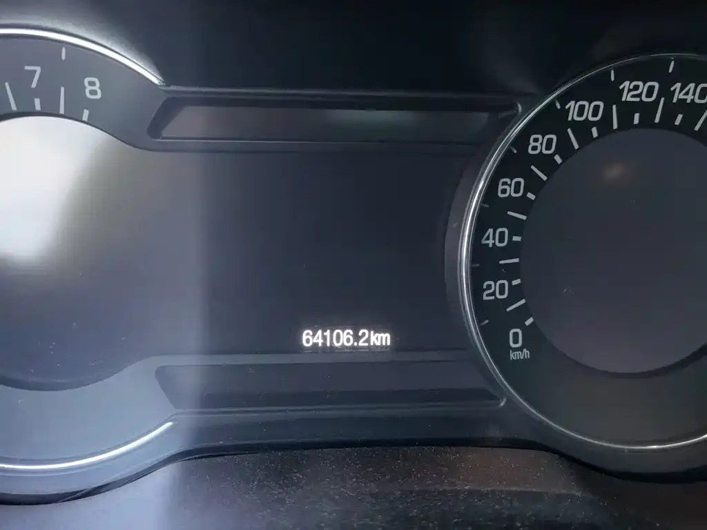 Lincoln MKC — миниатюра 5