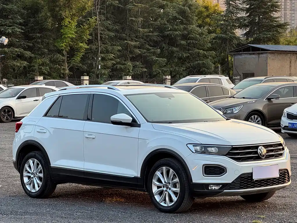 Volkswagen T-Roc — миниатюра 3