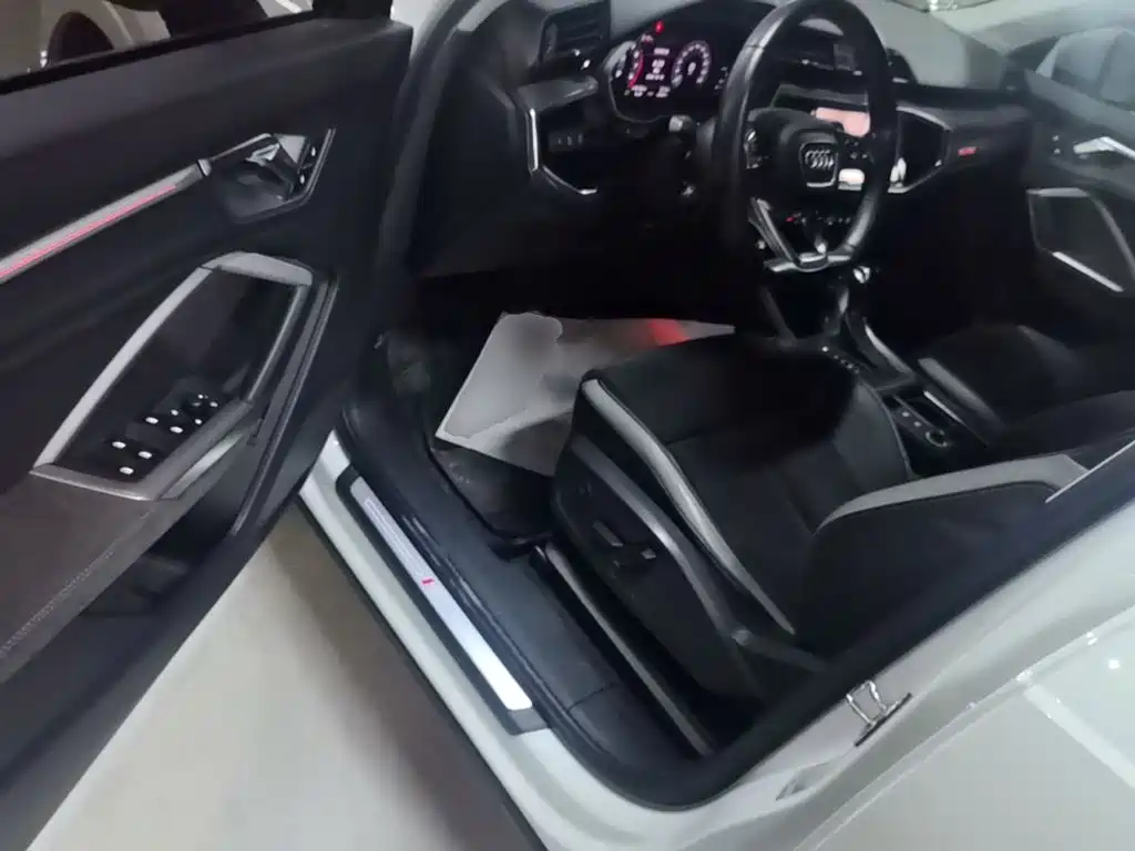 Audi Q3 — миниатюра 15