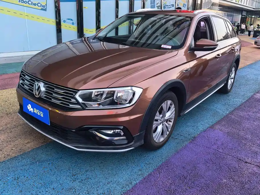 Volkswagen C-Trek 2017 230TSI DSG Comfort