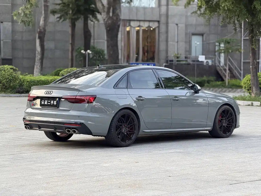 Audi S4 — миниатюра 8