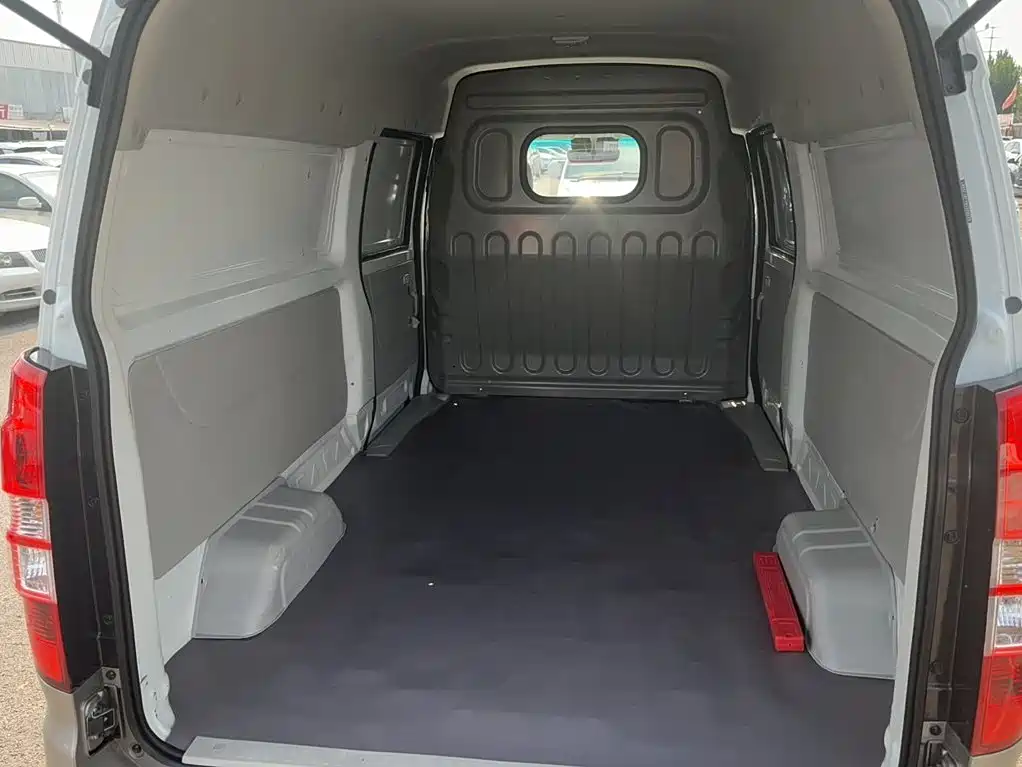 Jinbei Hiace S — миниатюра 12