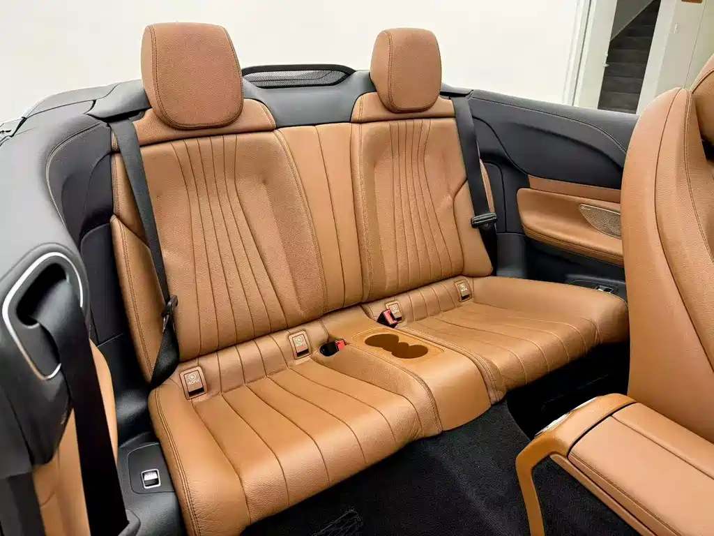 Mercedes-Benz E-Class (Import) — миниатюра 5