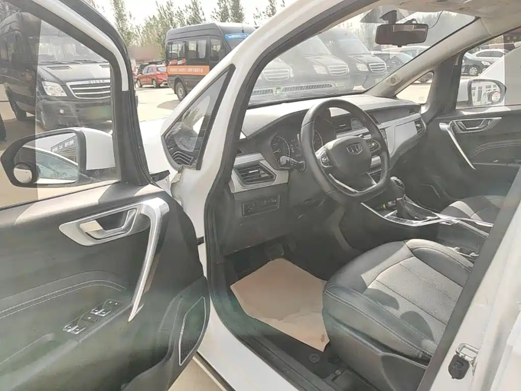 Geely Vision X3 — миниатюра 16