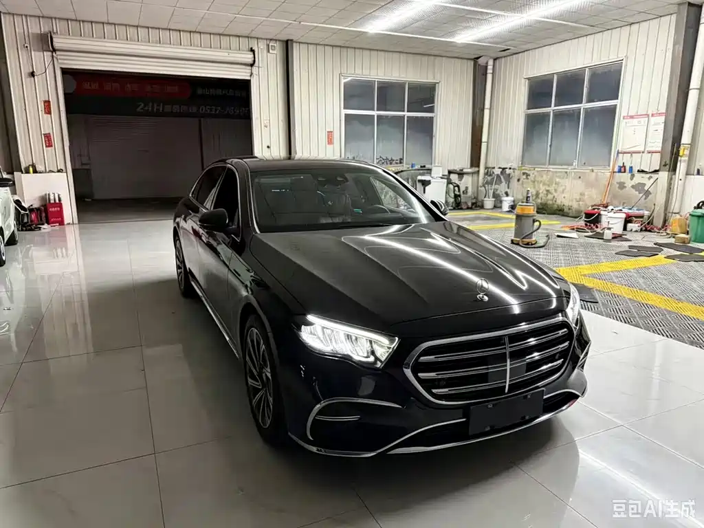 Mercedes-Benz E-Class — миниатюра 3