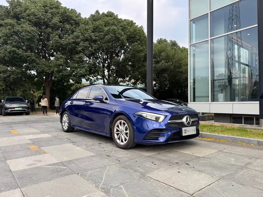 MERCEDES-BENZ A CLASS