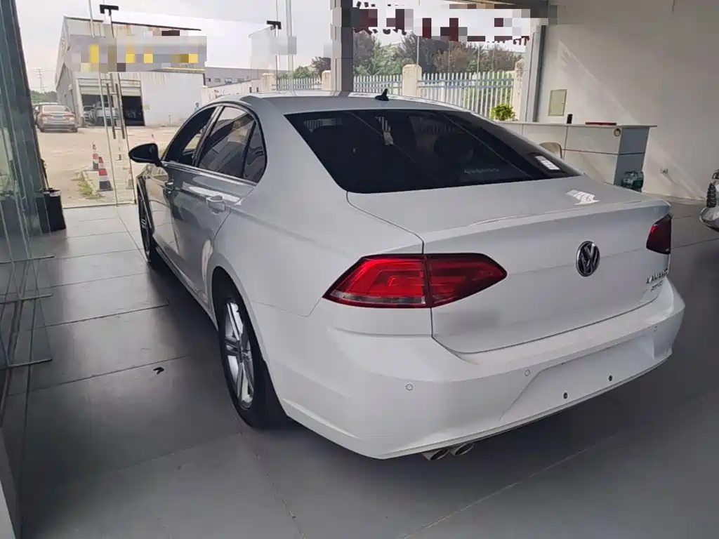 Volkswagen Lamando — миниатюра 5