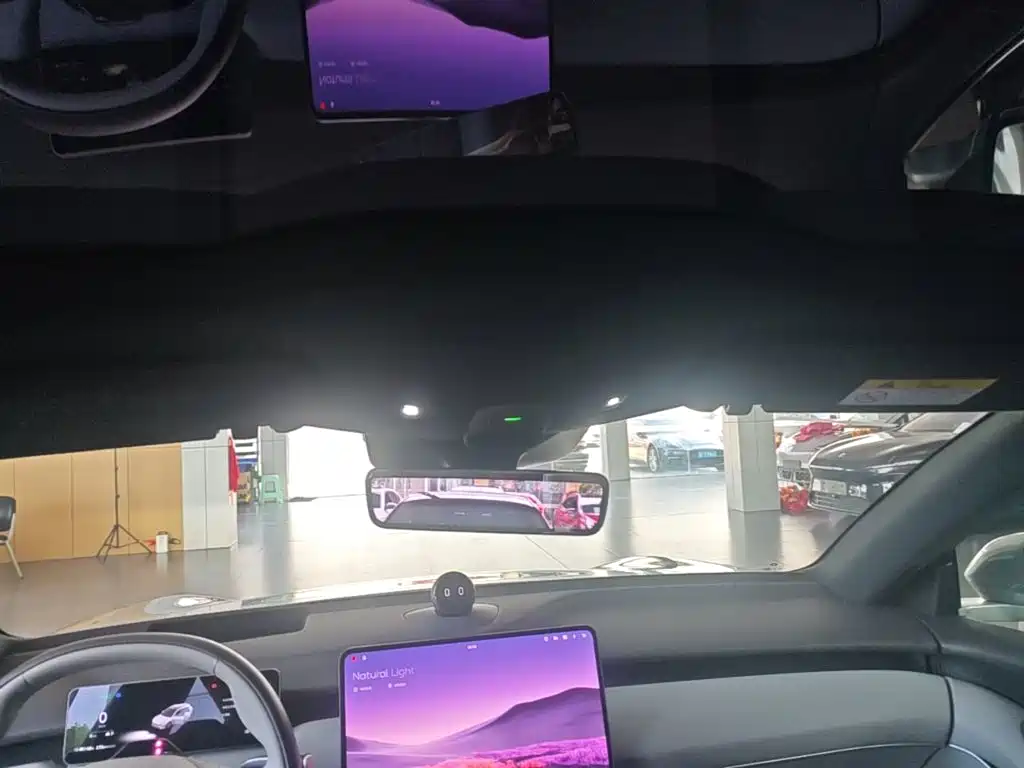 NIO ET5T — миниатюра 18