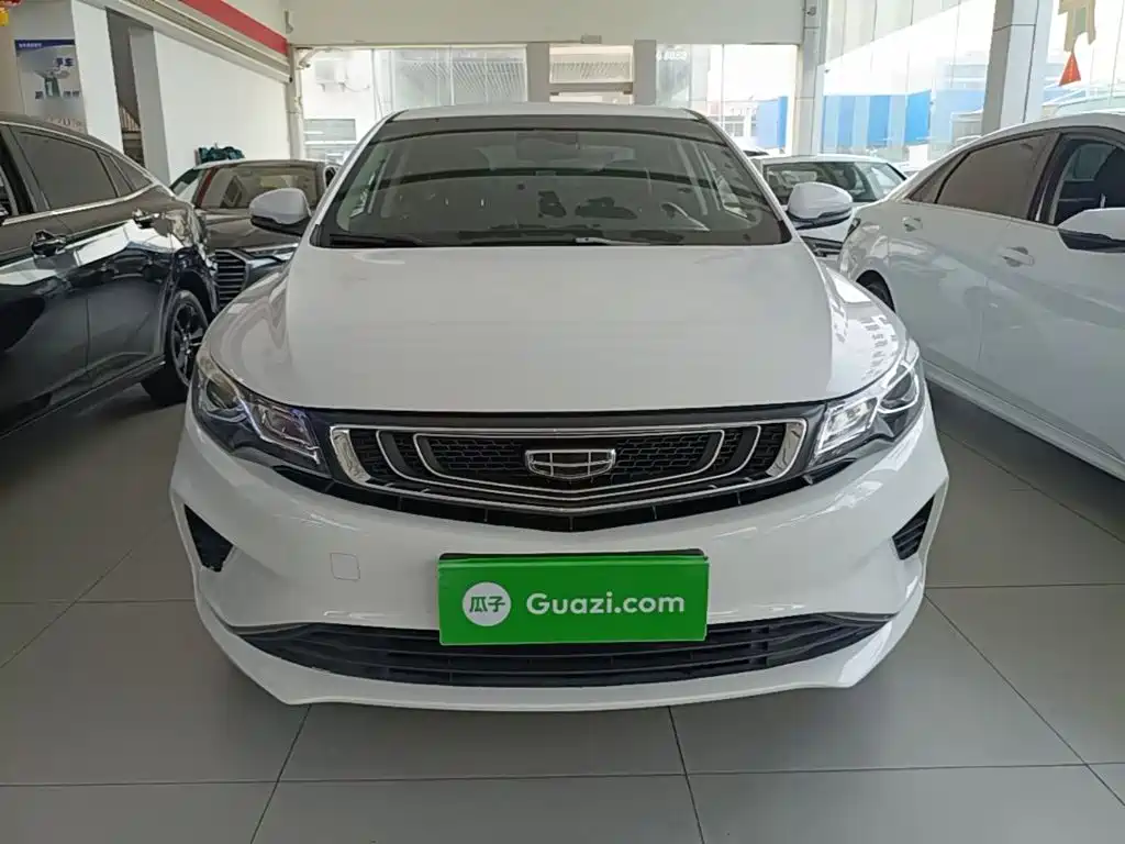 Geely Emgrand GL — миниатюра 3