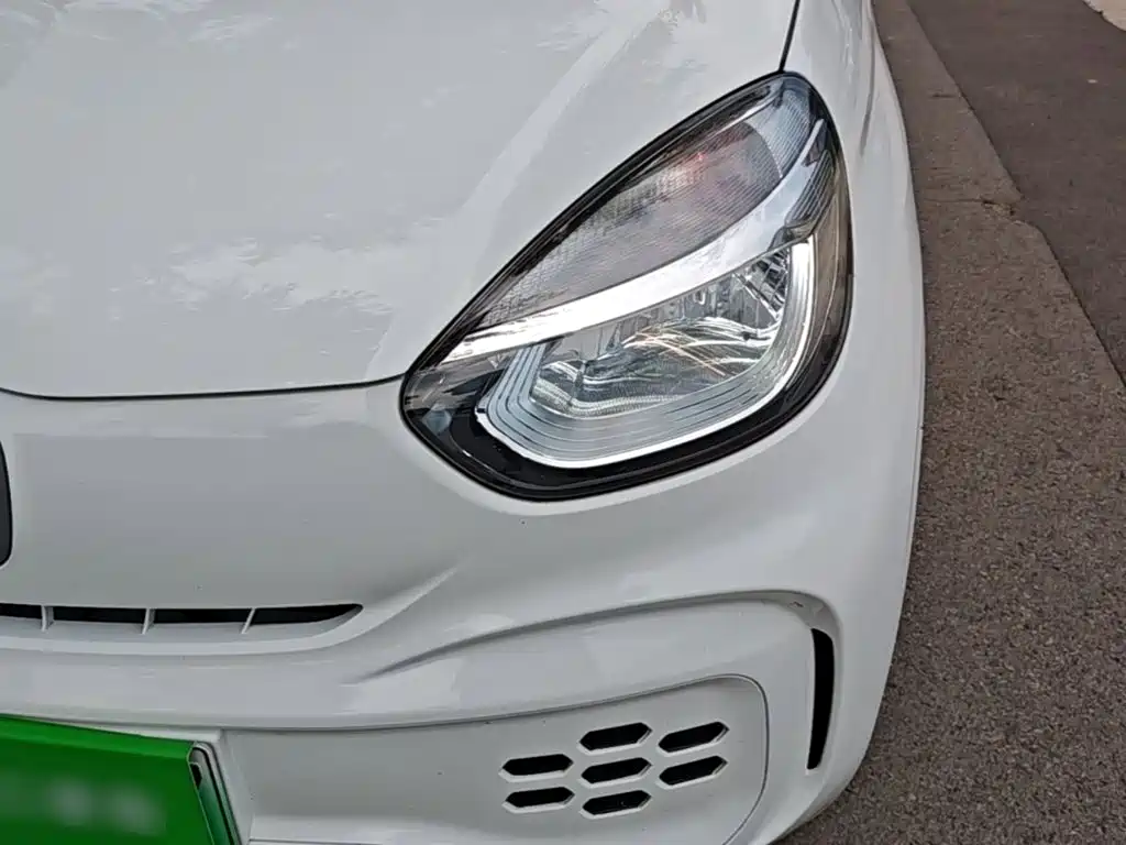 Roewe Clever — миниатюра 24
