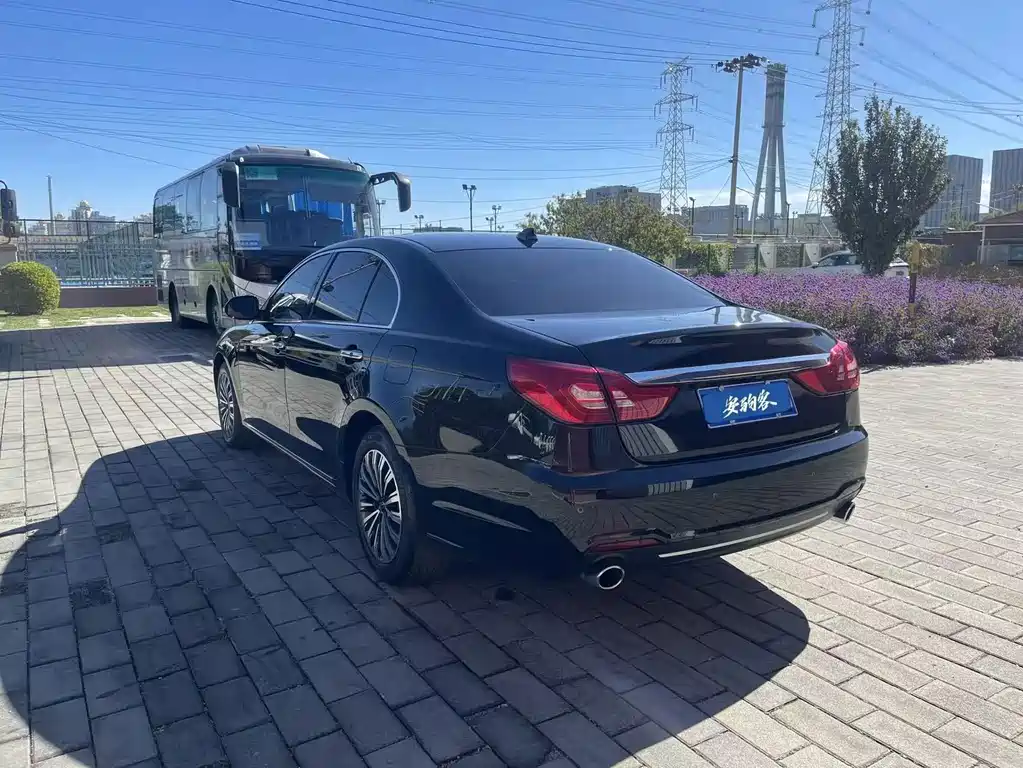 Hongqi Hongqi H7 — миниатюра 6