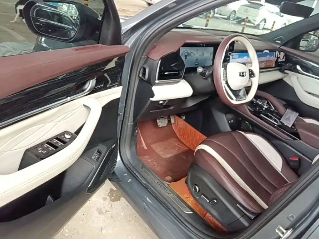 Geely Xingyue L — миниатюра 16