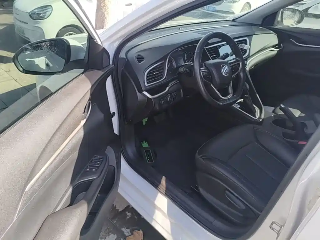 Buick Excelle — миниатюра 16