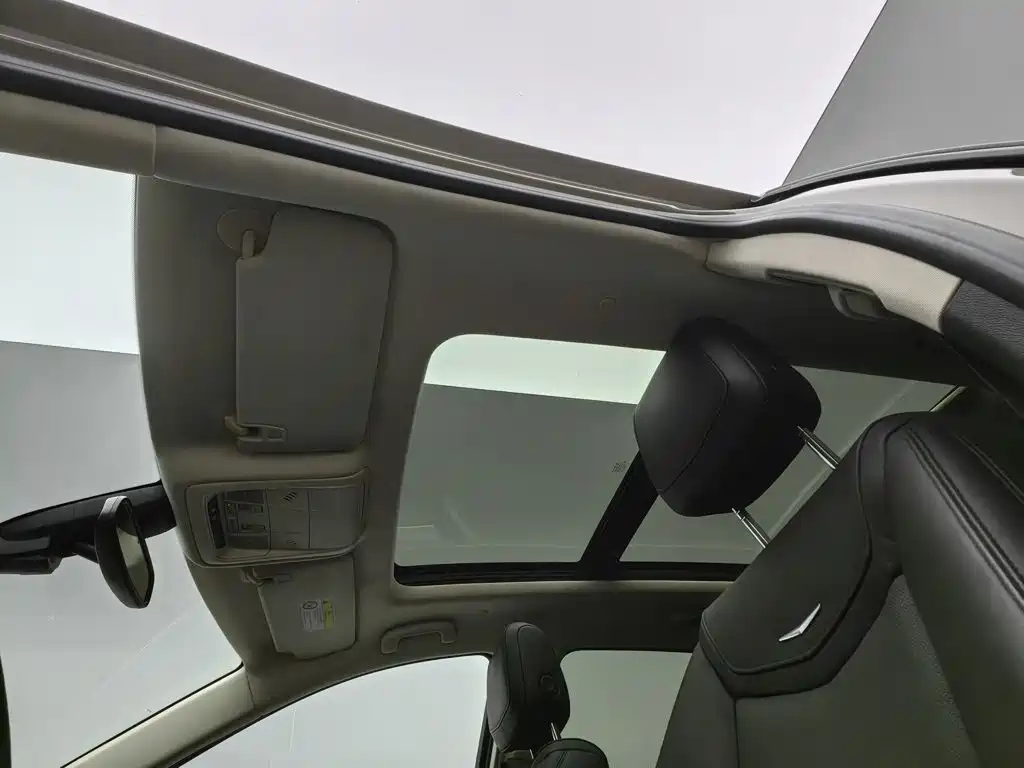 Cadillac XT5 — миниатюра 14