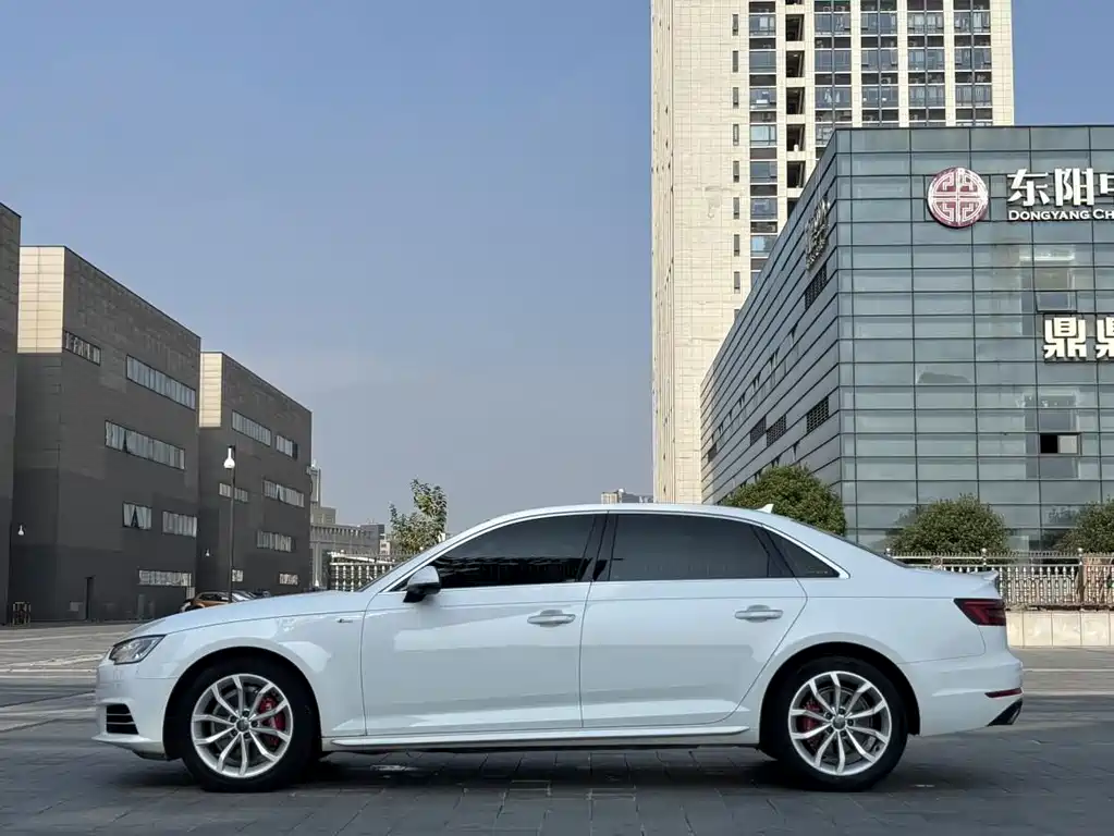 Audi A4L — миниатюра 19