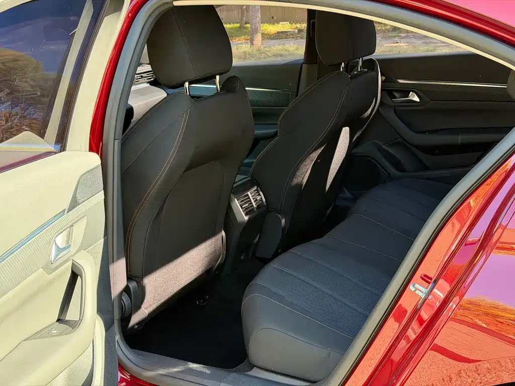 Peugeot 508 — миниатюра 6