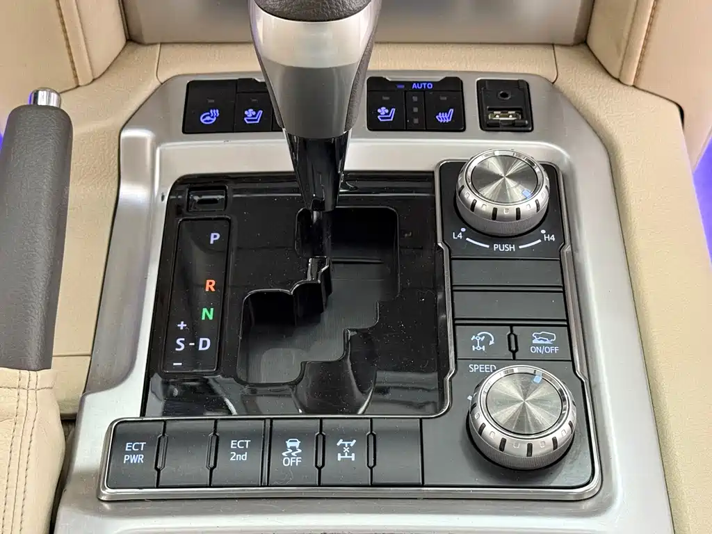 Toyota Land Cruiser 2020 4.6L