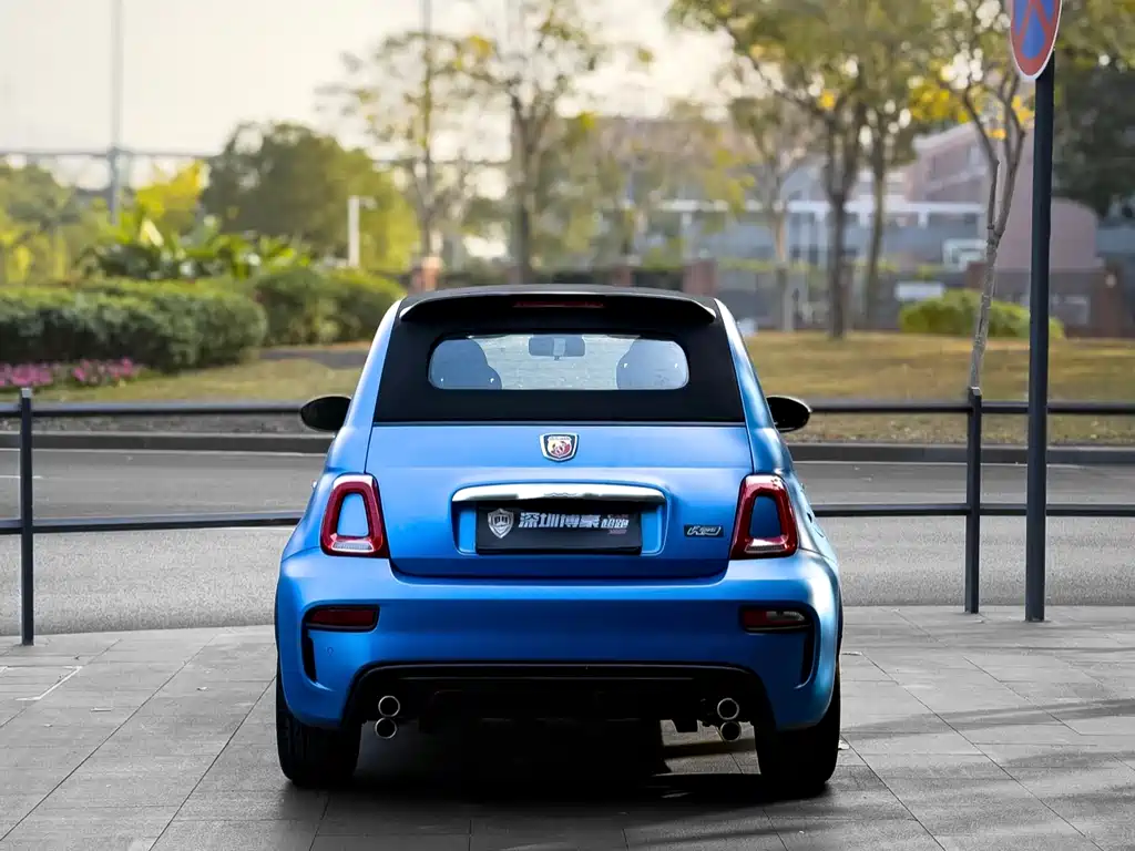 Abarth 595 2023 1.4T MT