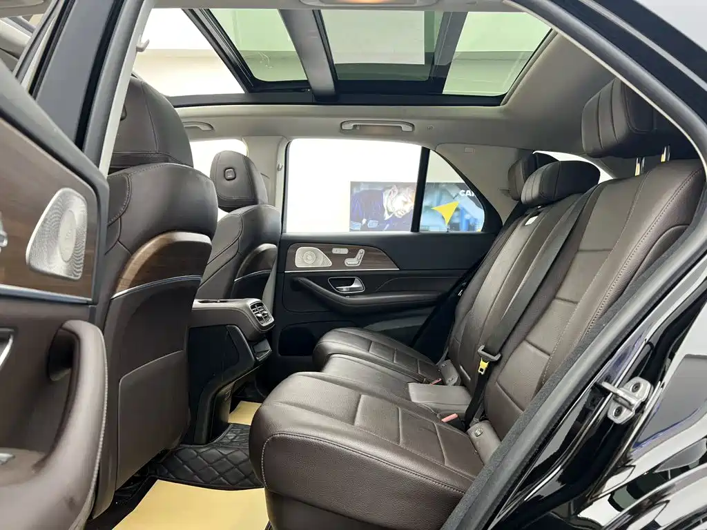 Mercedes-Benz GLE New Energy — миниатюра 21