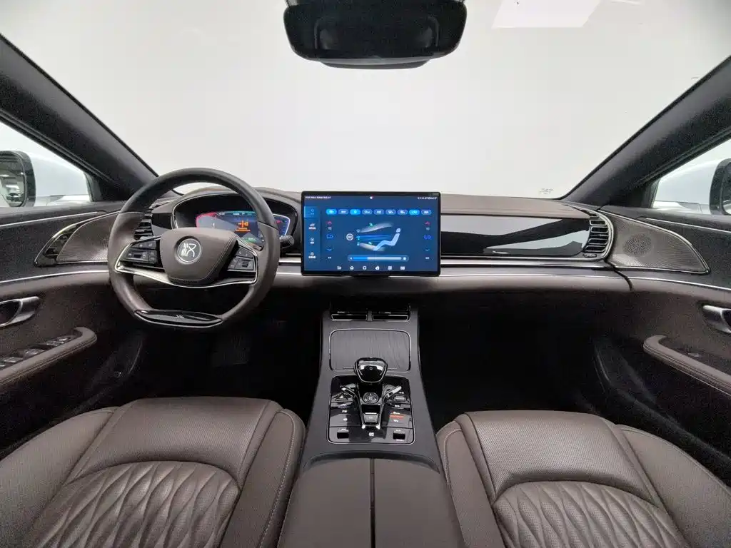 BYD Han — миниатюра 5