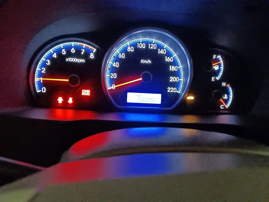 Hyundai Elantra — миниатюра 12