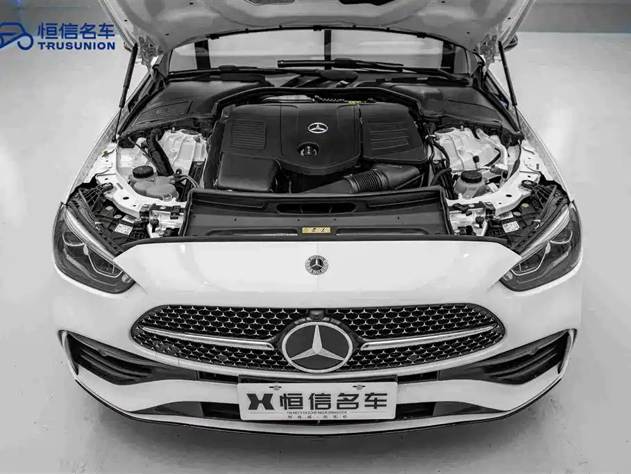 Mercedes-Benz C-Class — миниатюра 21