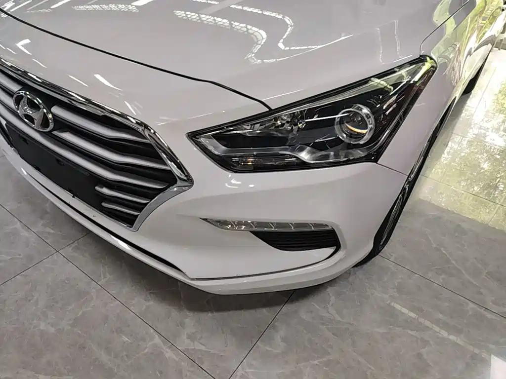 Hyundai Mistra — миниатюра 24