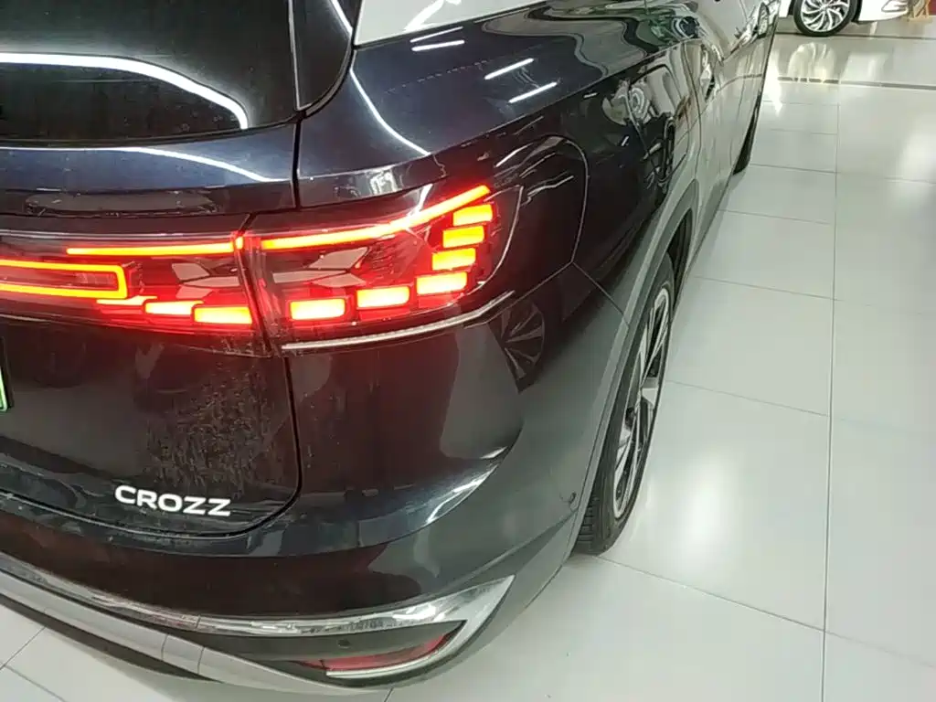 Volkswagen ID.6 Crozz — миниатюра 8