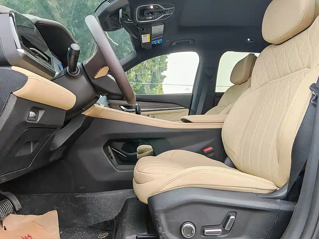 Geely Xingyue L — миниатюра 4