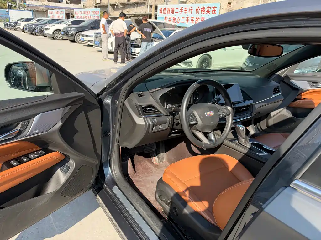 Cadillac CT4 — миниатюра 7