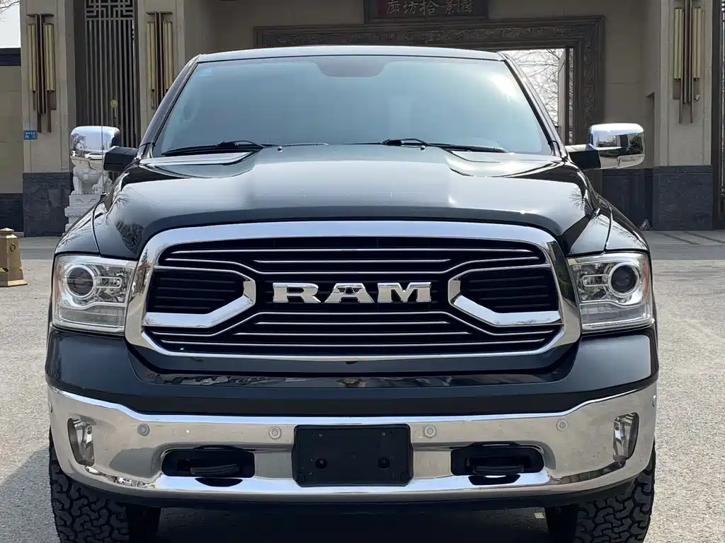 Ram Trucks 2017 5.7L AT
