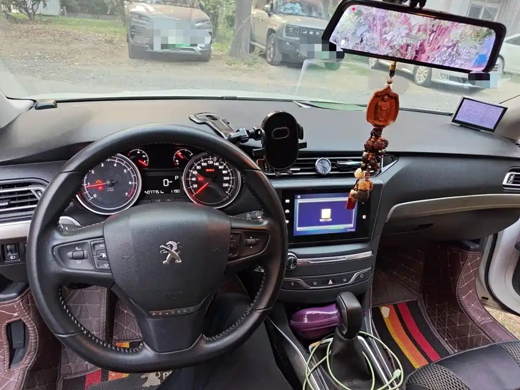 Peugeot 408 — миниатюра 13