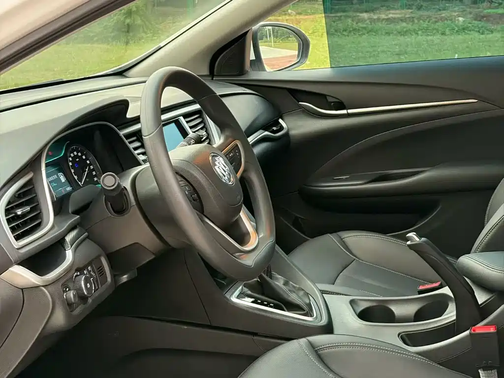 Buick Excelle — миниатюра 4
